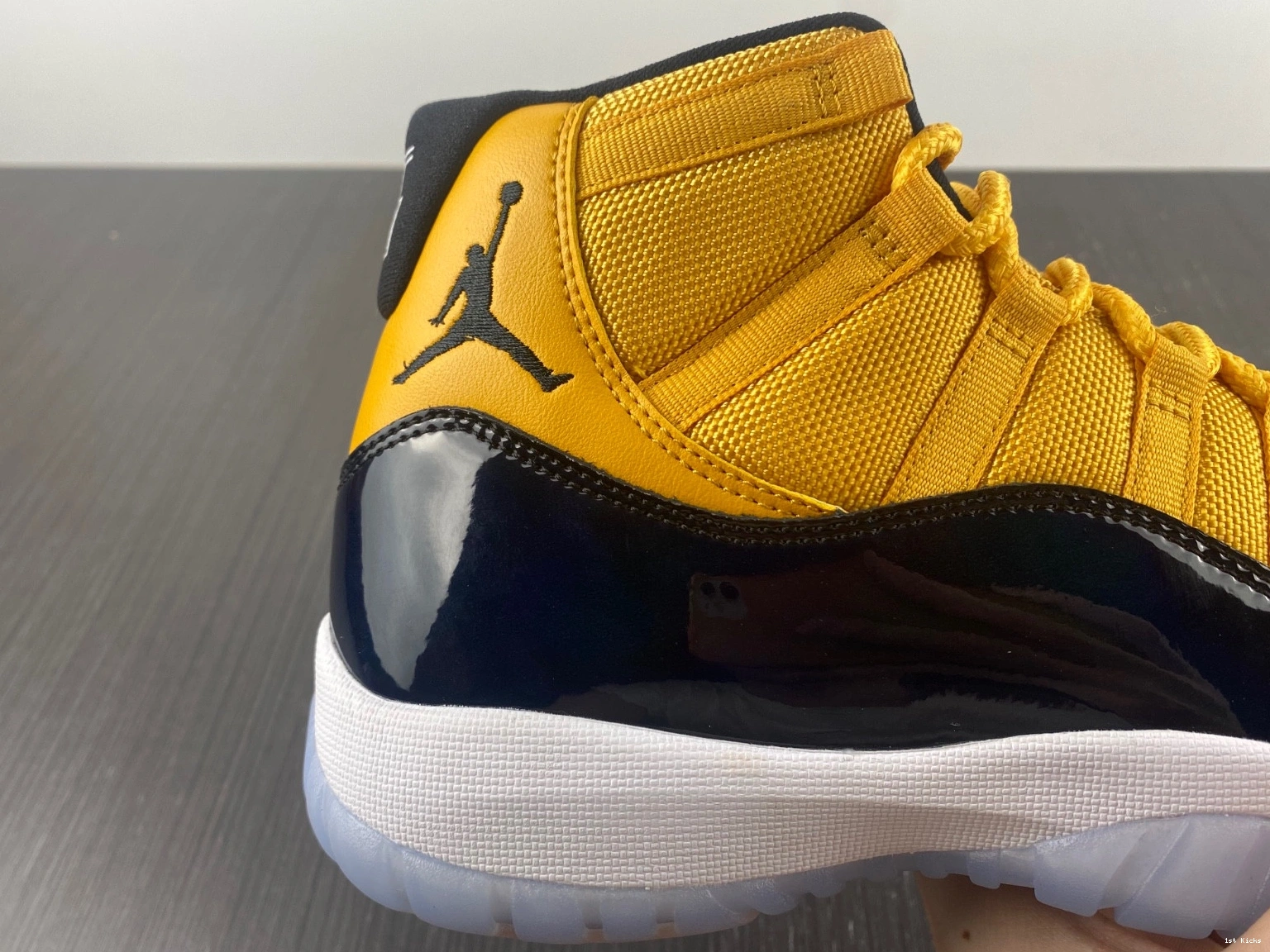 Yellow CT8012-118 Jordan 11 White Air Retro Black 0908